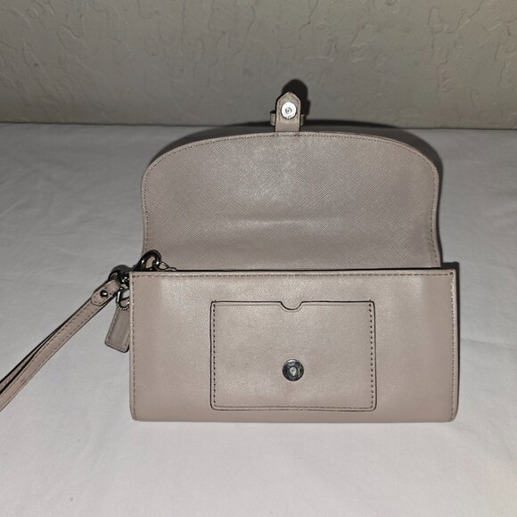 Coach F51688 Charlie Callie Putty Leather Hybrid Wallet Clutch Wallet Wristlet - Picture 3 of 7